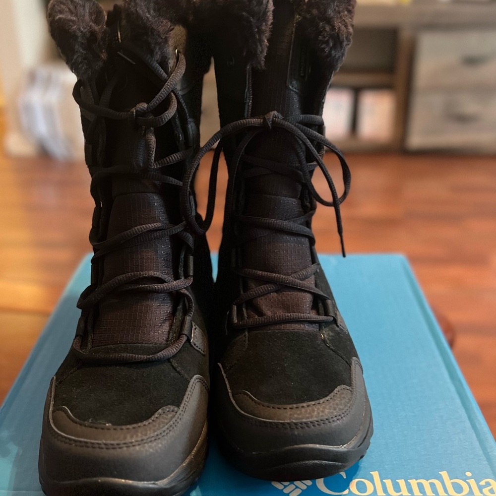 Columbia Women's Ice Maiden II Waterproof Winter Snow Boot Black Size 10.5 EUC